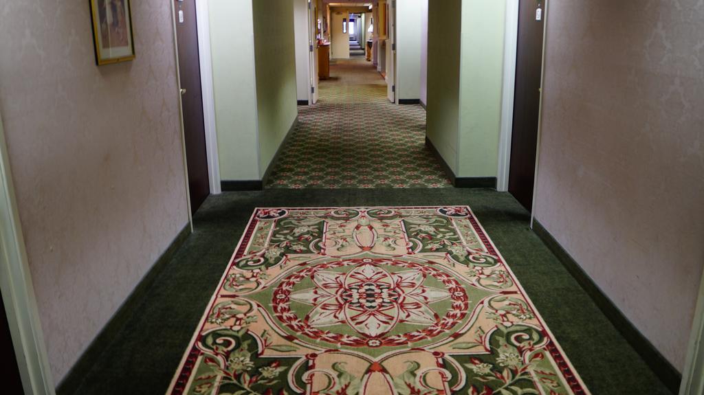 Hotel Grand Victorian Брэнсон Экстерьер фото