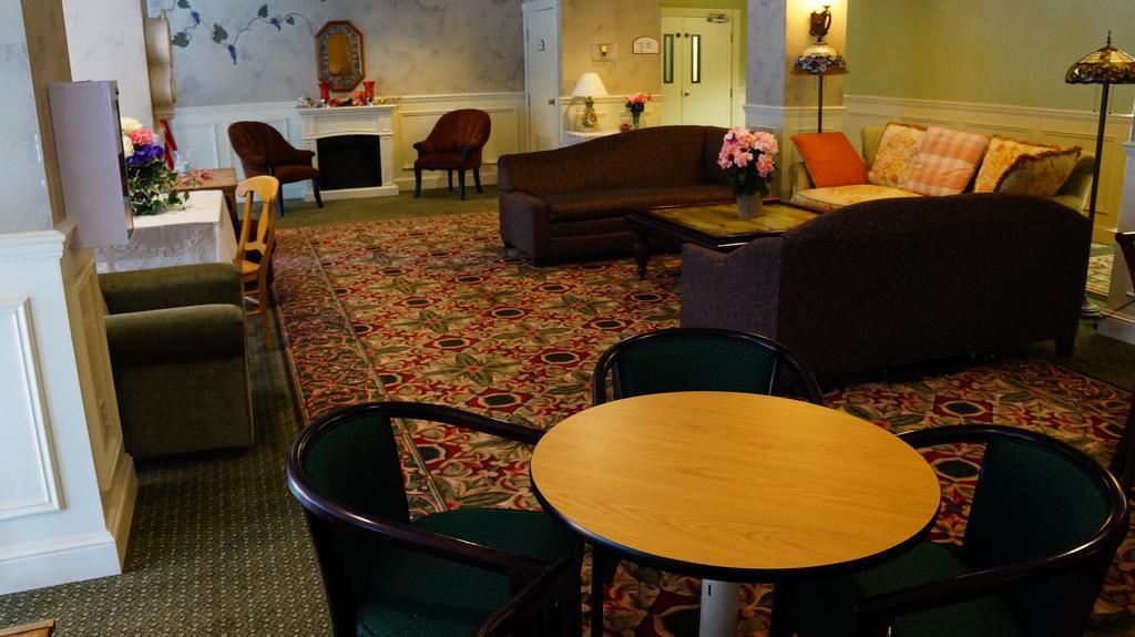 Hotel Grand Victorian Брэнсон Экстерьер фото
